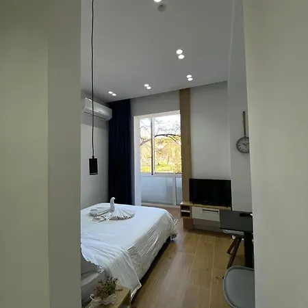 In Blloku In Front Of Taiwan Apartament Tirana