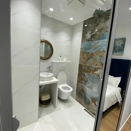 In Blloku In Front Of Taiwan Apartament