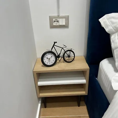 In Blloku In Front Of Taiwan דירה