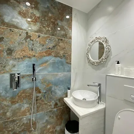 Апартаменты In Blloku In Front Of Taiwan *