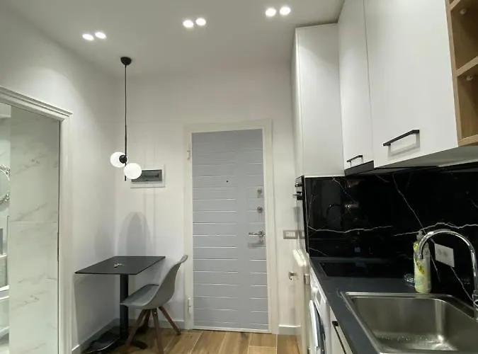 In Blloku In Front Of Taiwan * 地拉那